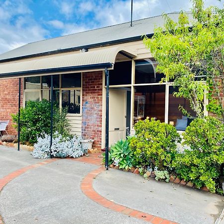 The Morrison Stables Apartment Geelong Exterior photo